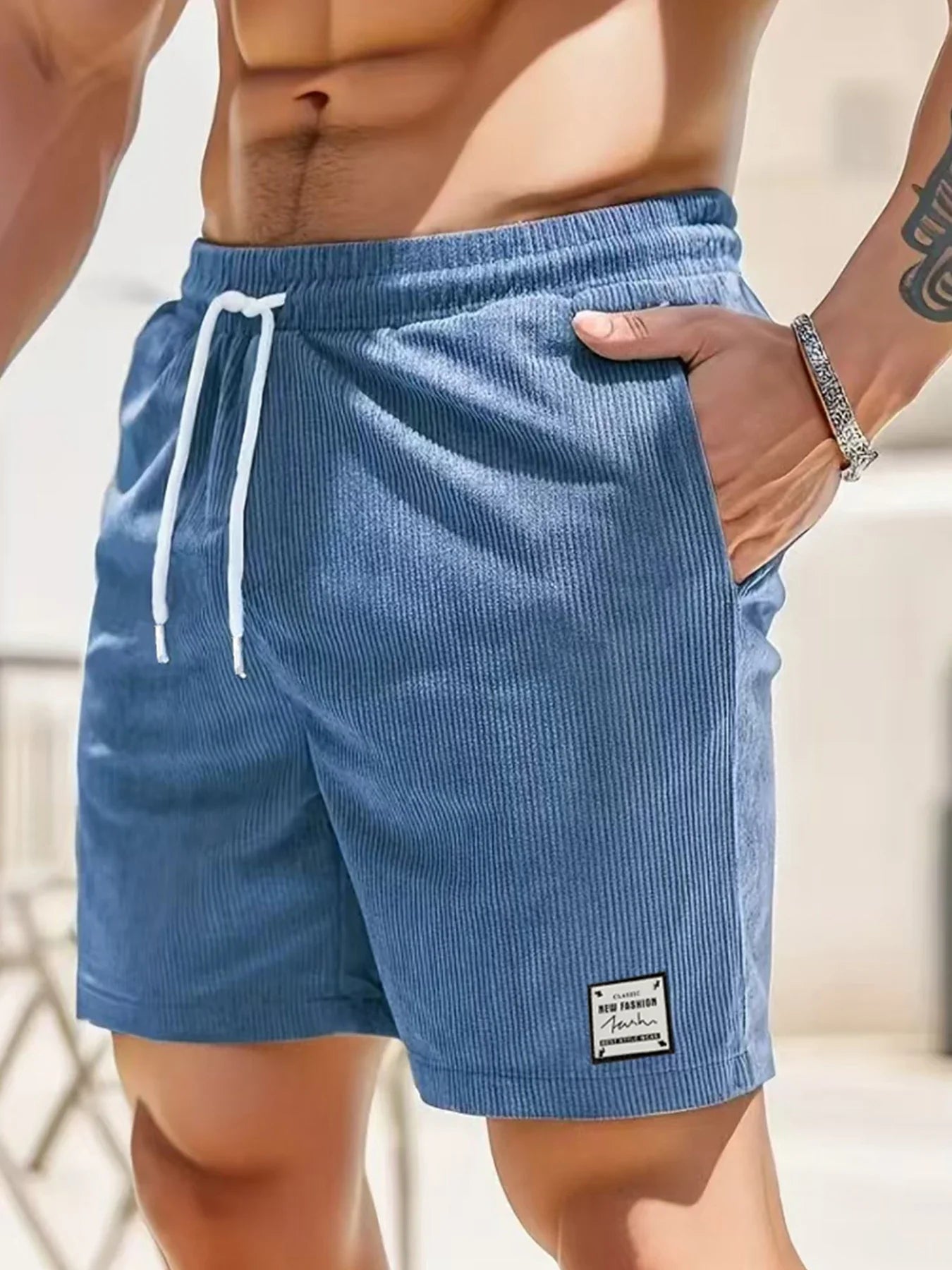 Tulum | Shorts elegantes para hombre con rayas sutiles